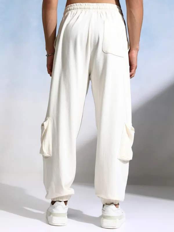 Highlander Men Cream Straight Fit Solid Joggers