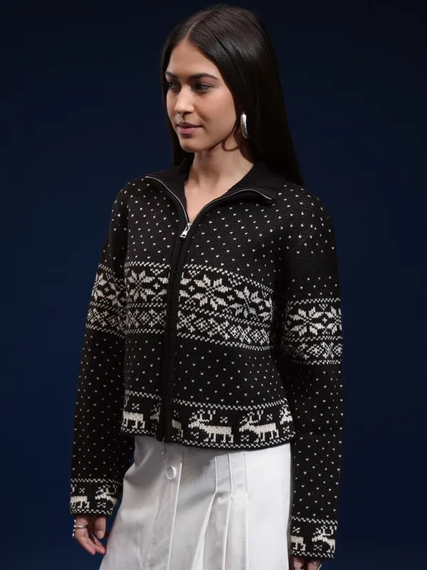 Women Self Design Sweater