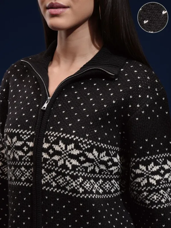 Women Self Design Sweater