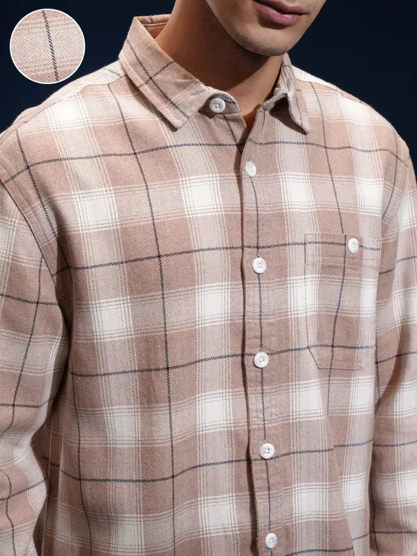 Highlander Men Peach Checked Relaxed Fit Casual Shirt