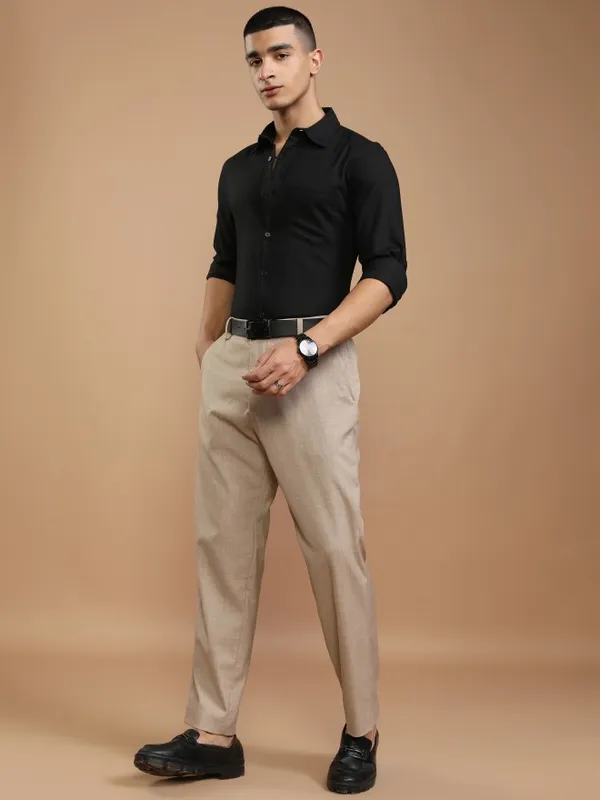 Highlander Men Black Self Design Slim Fit Casual Shirt