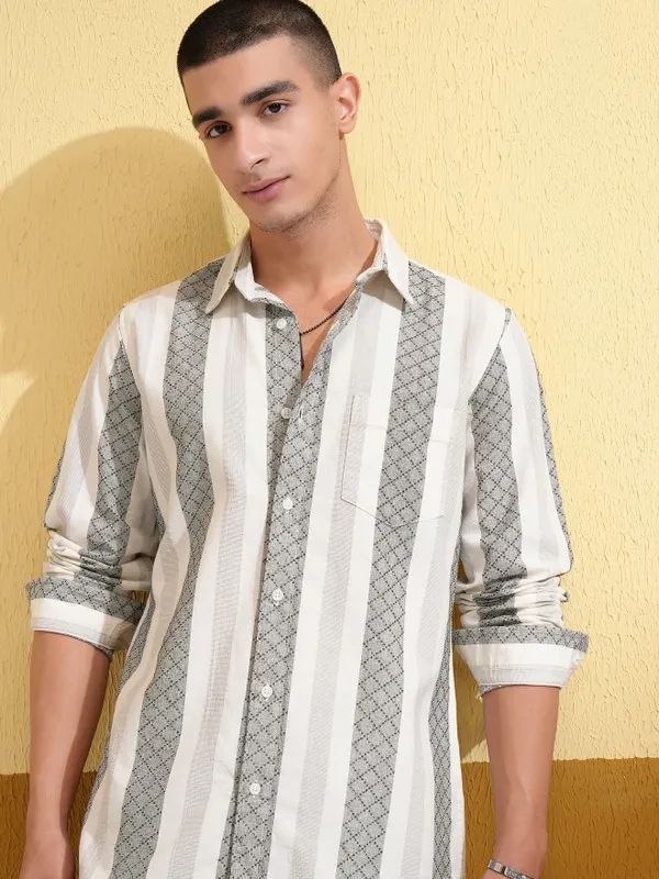 Highlander Men Cream Striped Slim Fit Casual Shirt