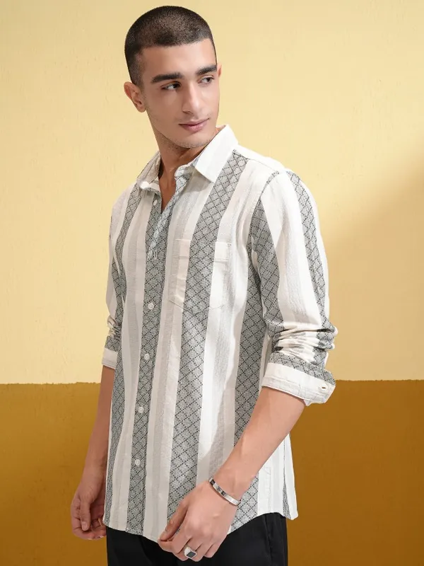 Highlander Men Cream Striped Slim Fit Casual Shirt