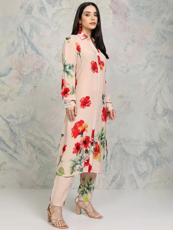 Vishudh Women Beige Printed Kurta With Trousers