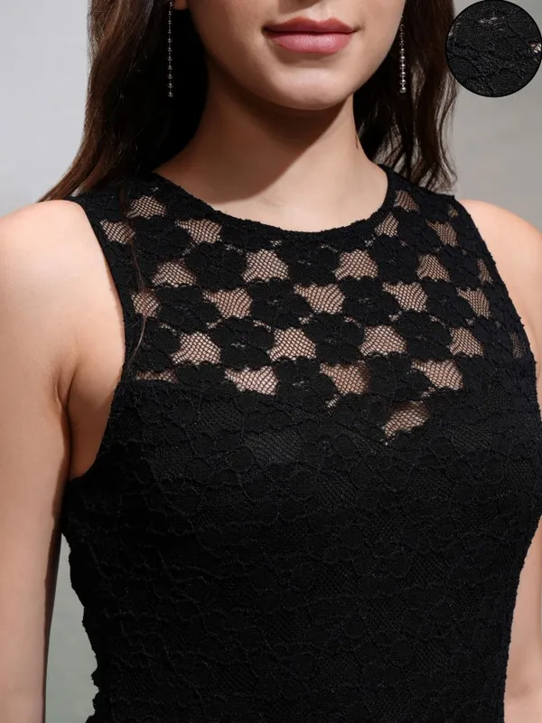 Embroidered Fitted Bodysuit