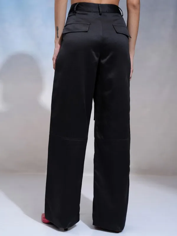 Tokyo Talkies Women Black Solid Regular Fit Cargos