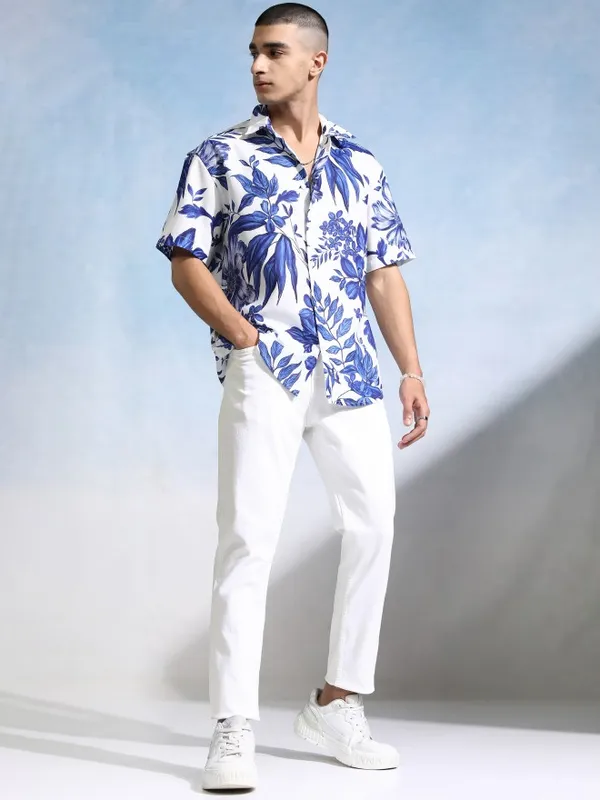Highlander Men White Slim Fit Stretchable Jeans