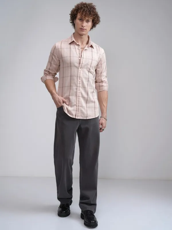 Highlander Men Peach Checked Slim Fit Casual Shirt