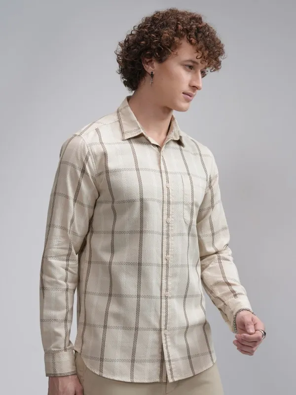 Highlander Men Beige Checked Slim Fit Casual Shirt