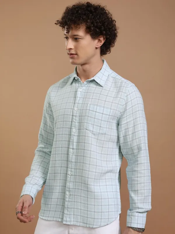 Highlander Men Blue Checked Slim Fit Casual Shirt