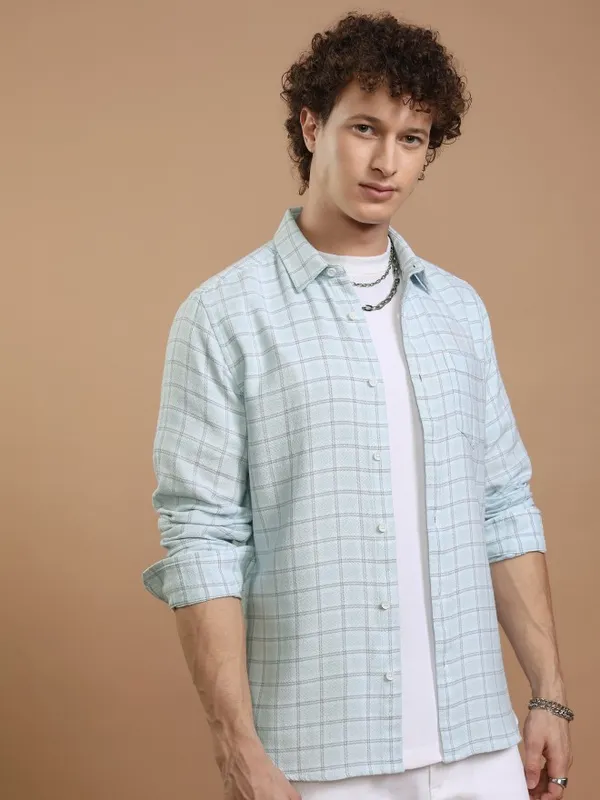 Highlander Men Blue Checked Slim Fit Casual Shirt