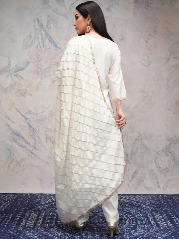 Vishudh Women Off White Embroidered Kurta With Palazzos And Dupatta
