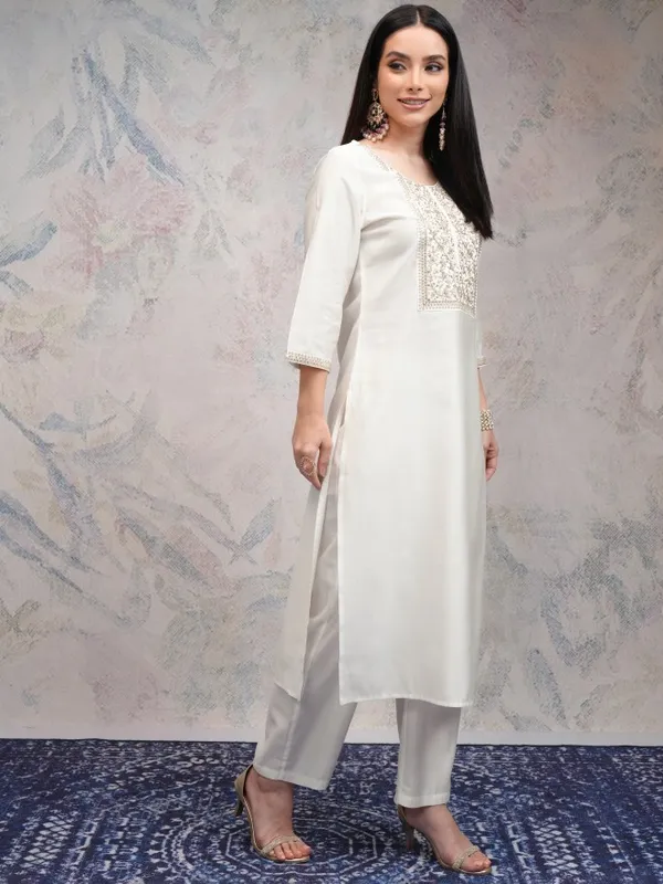 Vishudh Women Off White Embroidered Kurta With Palazzos And Dupatta