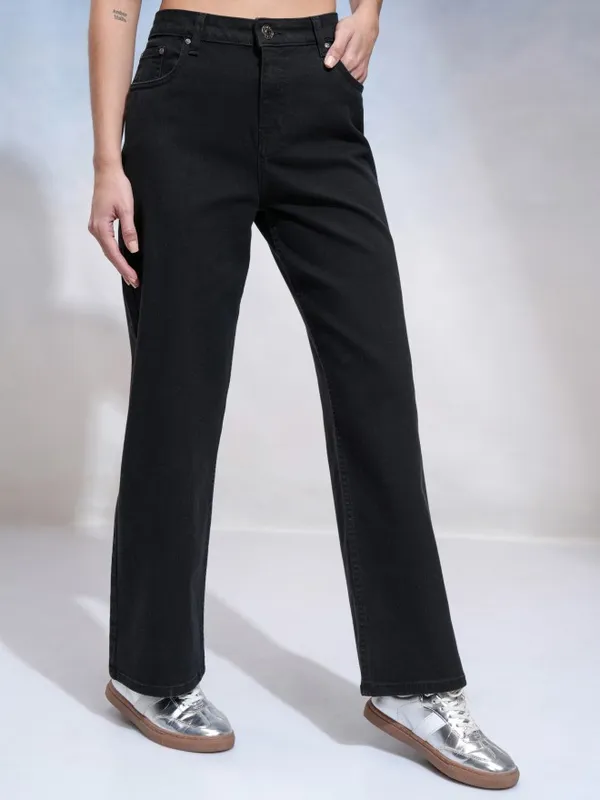 Tokyo Talkies Women Black Straight Fit Stretchable Jeans