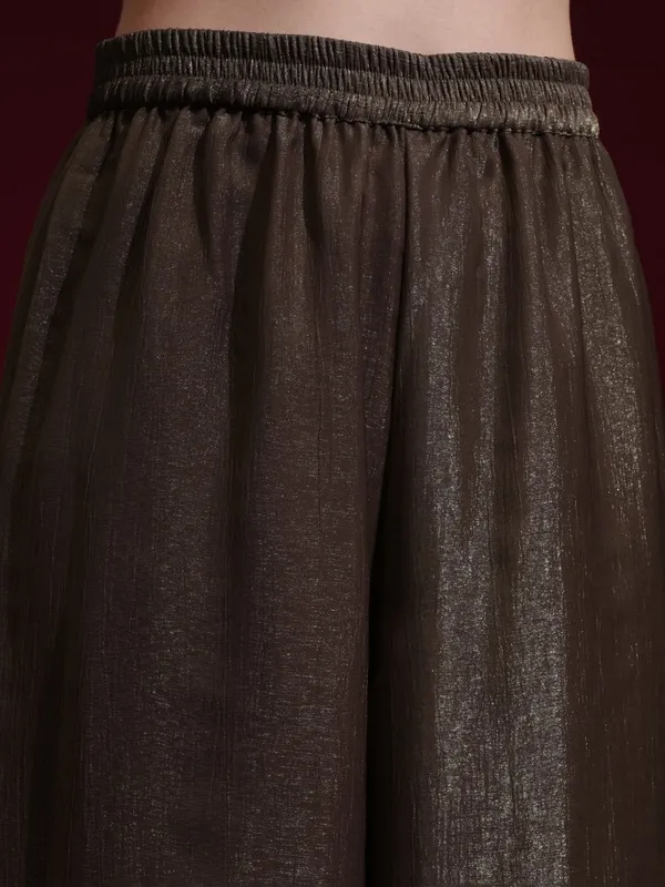 Vishudh Women Brown Solid Kurta With Trouser