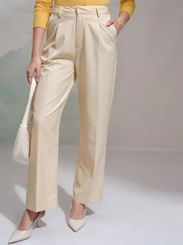 Solid Regular Fit Casual Trouser