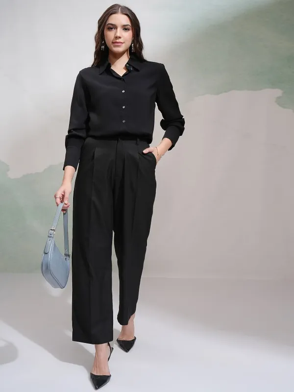 Tokyo Talkies Women Black Solid Wide Leg Casual Trouser