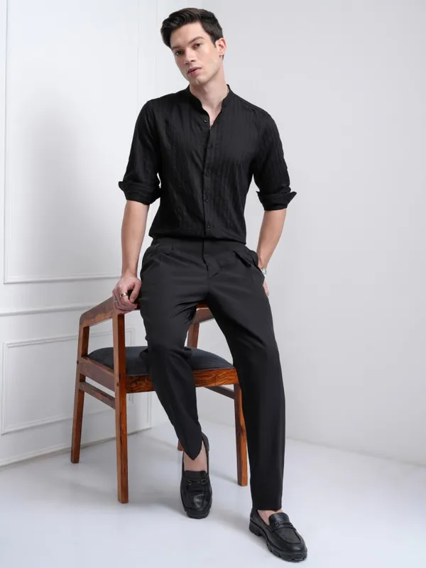 Highlander Men Black Checked Slim Fit Casual Shirt