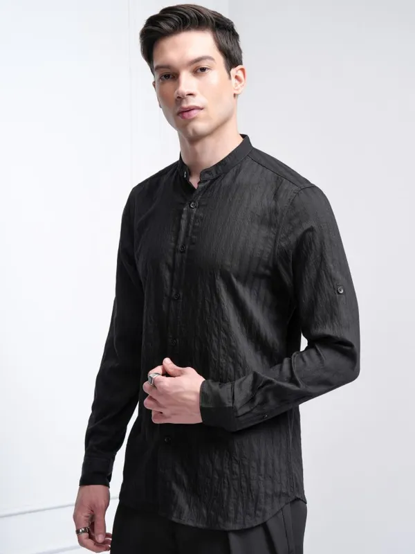 Highlander Men Black Checked Slim Fit Casual Shirt