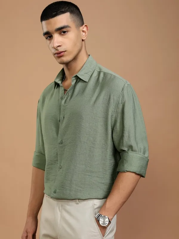 Men Relaxed Fit Casual Shirt