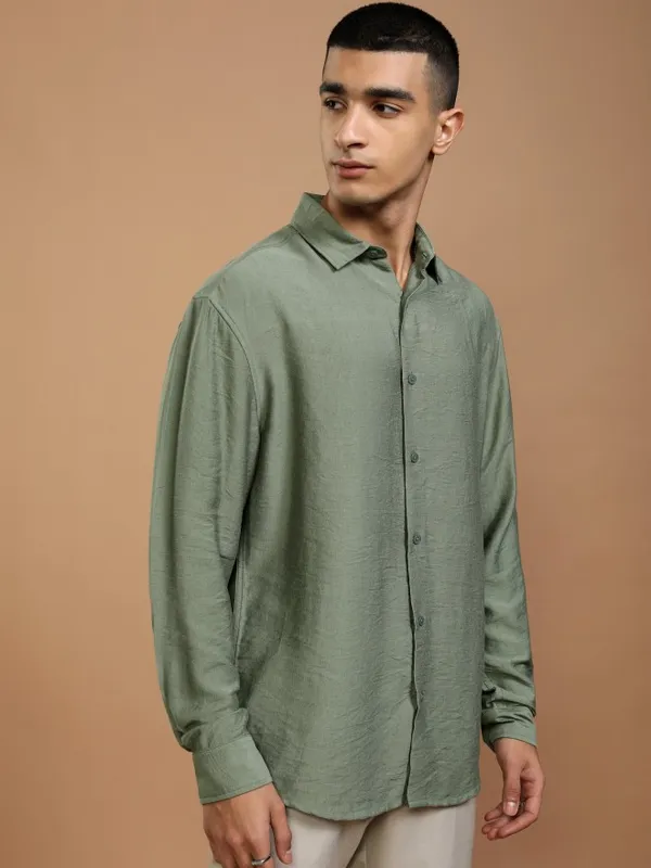 Men Relaxed Fit Casual Shirt