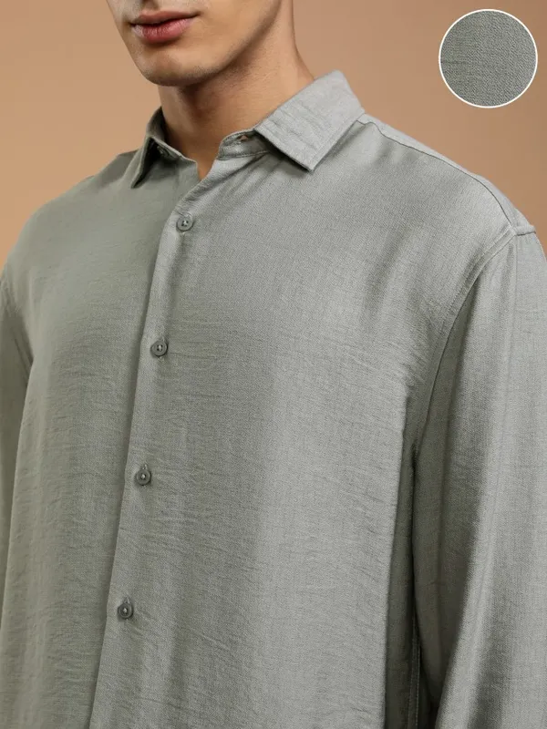 Men Relaxed Fit Casual Shirt
