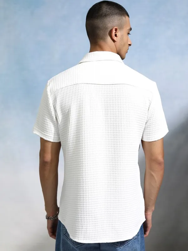Highlander Men White Textured Slim Fit Casual Shirt