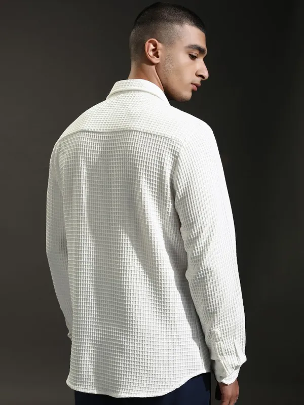 Highlander Men White Textured Slim Fit Casual Shirt