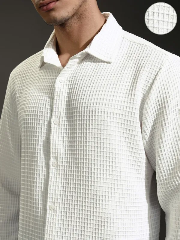 Highlander Men White Textured Slim Fit Casual Shirt