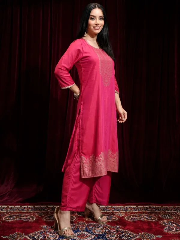 Women Kurta With Trouser And Dupatta