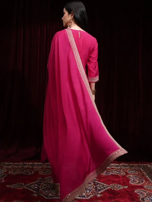 Vishudh Women Pink Kurta With Palazzos And Dupatta