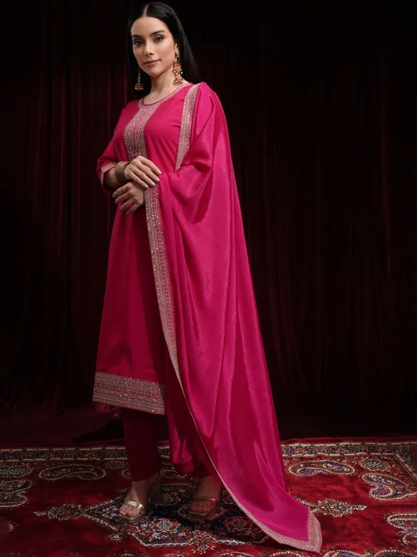 Vishudh Women Pink Kurta With Palazzos And Dupatta