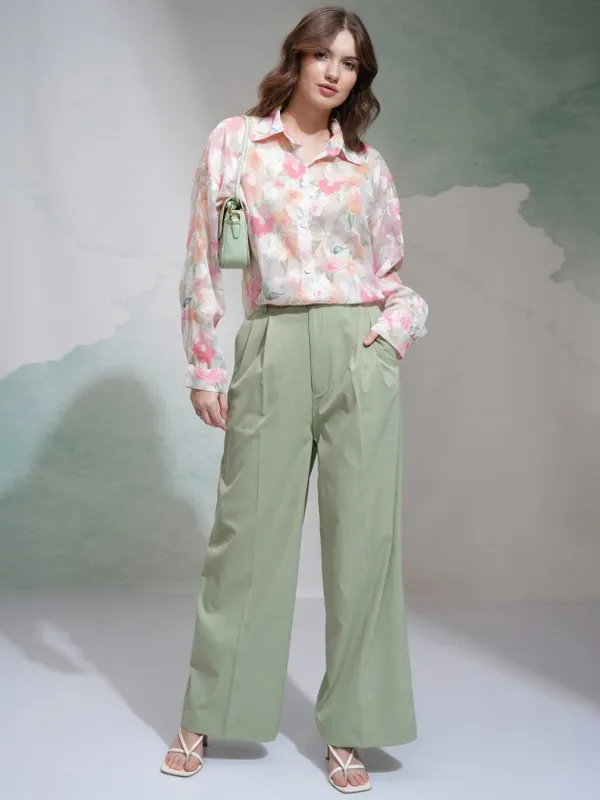 Tokyo Talkies Women Green Solid Regular Fit Casual Trouser