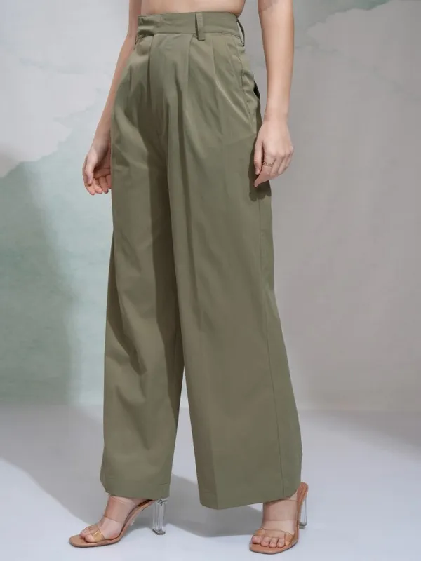 Tokyo Talkies Women Green Solid Regular Fit Casual Trouser