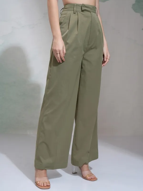 Tokyo Talkies Women Green Solid Regular Fit Casual Trouser