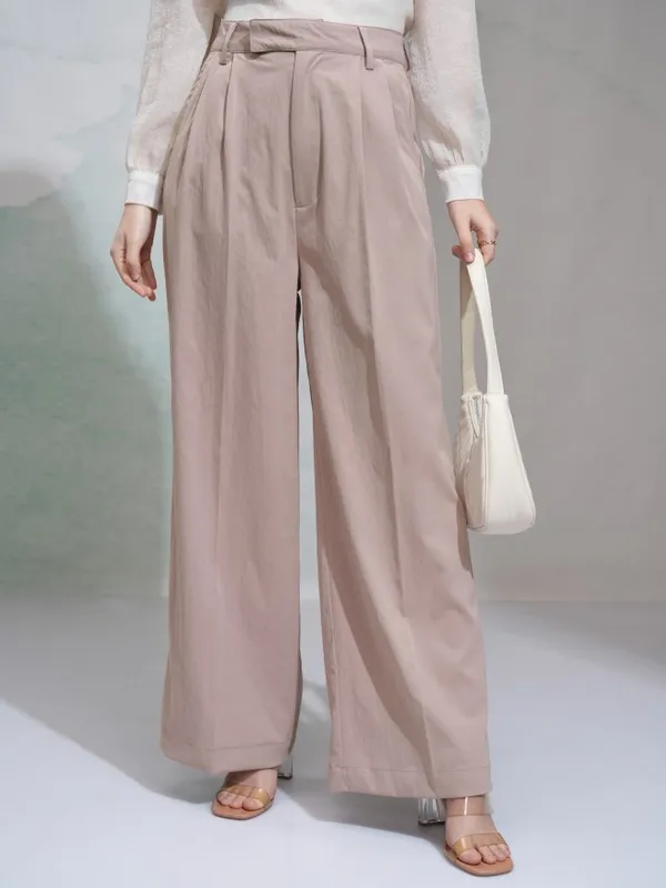 Solid Regular Fit Casual Trouser