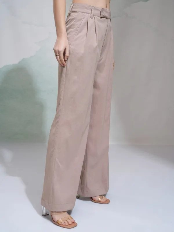 Solid Regular Fit Casual Trouser