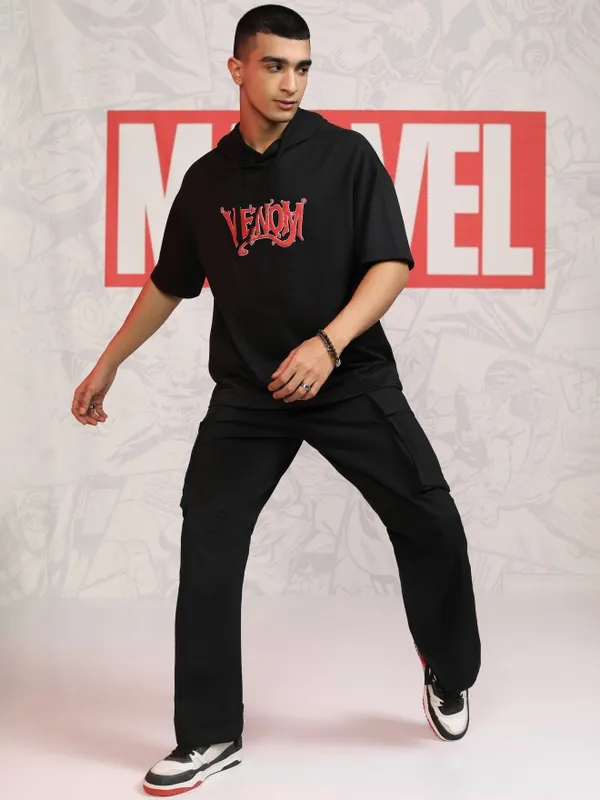 Marvel By Highlander Men Black Venom Hood Oversized Fit Pullover Sweatshirt
