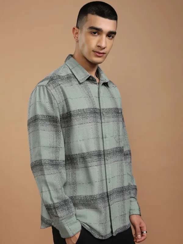 Highlander Men Teal Checked Relaxed Fit Casual Shirt
