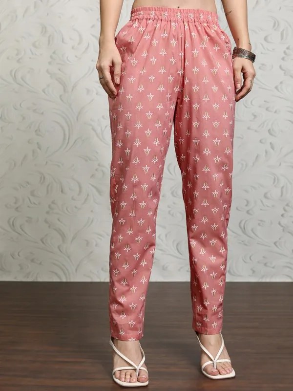 Vishudh Women Pink Printed Kurta With Trousers And Dupatta