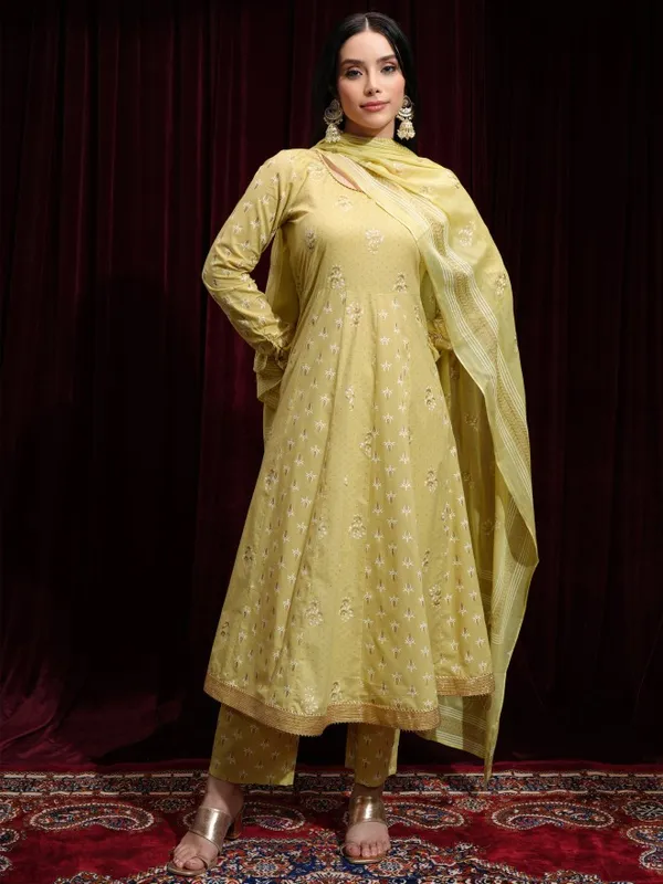 Vishudh Women Yellow Kurta With Trousers And Dupatta