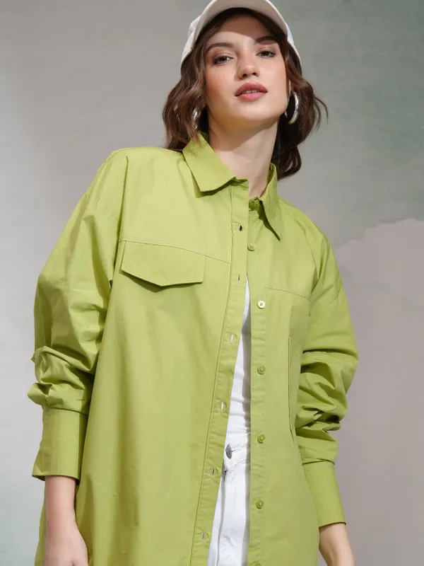 Tokyo Talkies Women Green Solid Casual Shirt