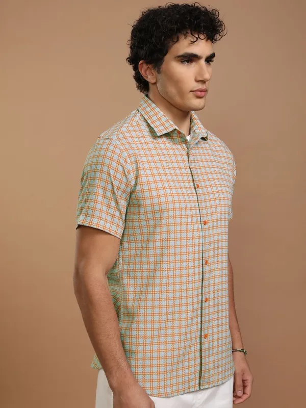 Highlander Men Blue Checked Slim Fit Casual Shirt