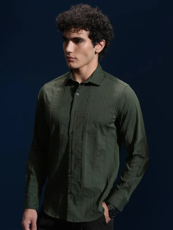 Highlander Men Green Striped Slim Fit Casual Shirt