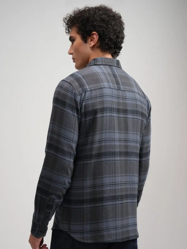 Highlander Men Blue Checked Slim Fit Casual Shirt