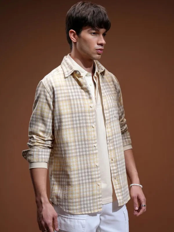 Highlander Men Yellow Checked Slim Fit Casual Shirt