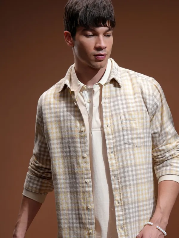 Men Slim Fit Casual Shirt