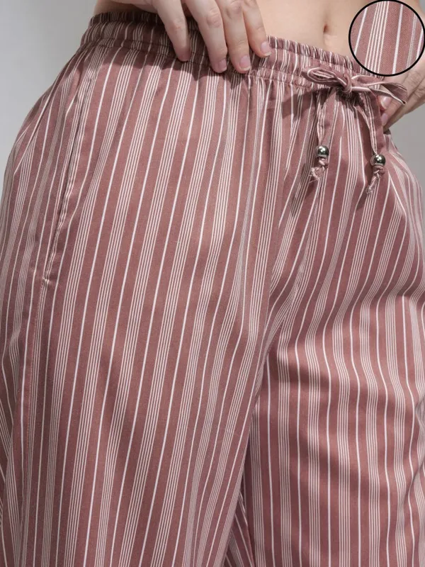 Solid Regular Fit Casual Trouser