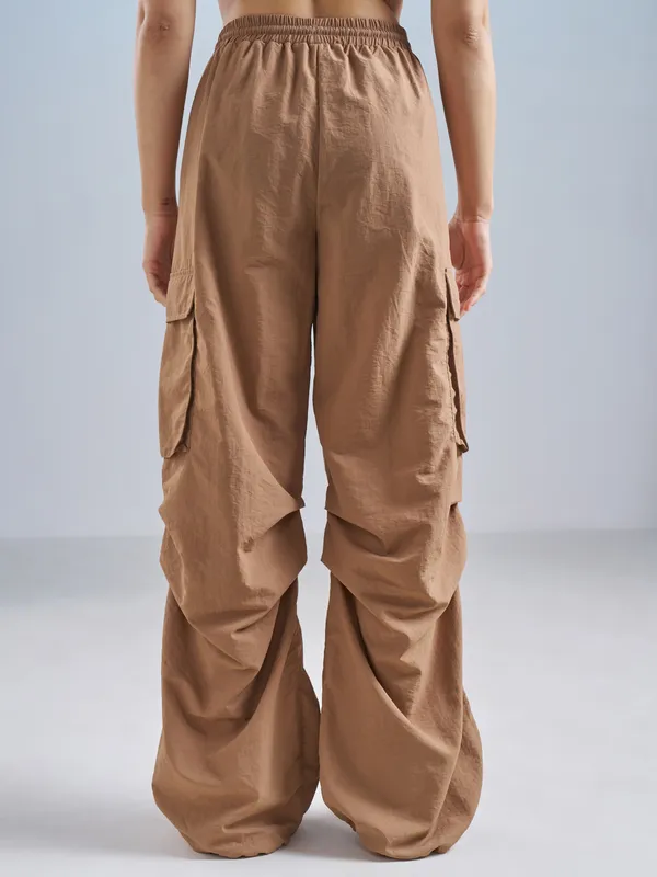 Street By Tokyo Talkies Women Brown Solid Loose Fit Cargos