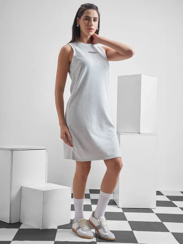 Street By Tokyo Talkies Women Grey Solid T-Shirt Dress